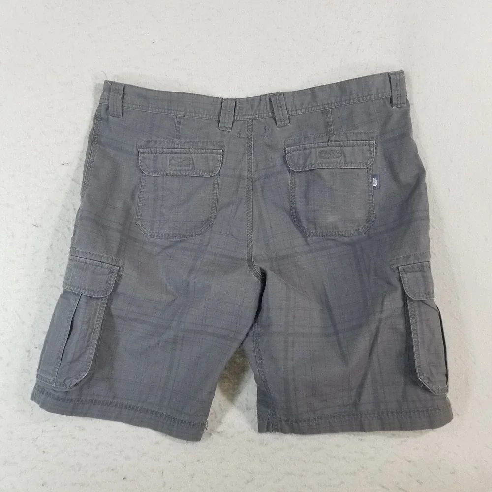 The North Face cargo hiking shorts men's 40x12 gray plaid outdoor adventure